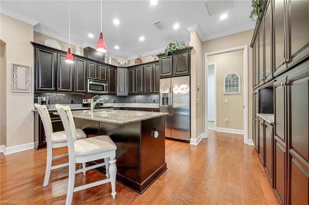 9149 Isla Bella Cir, Bonita Springs, FL 34135-7