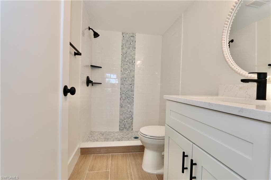 268 Banyan Blvd 268, Naples, FL 34102-10
