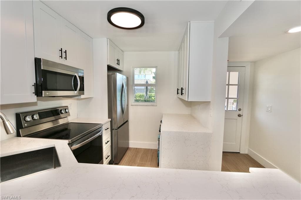268 Banyan Blvd 268, Naples, FL 34102-3