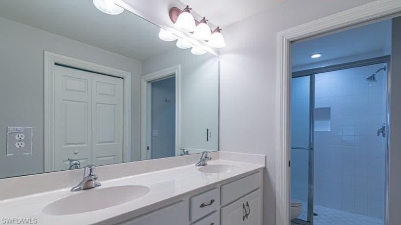 9113 Michael Cir 9, Naples, FL 34113-23