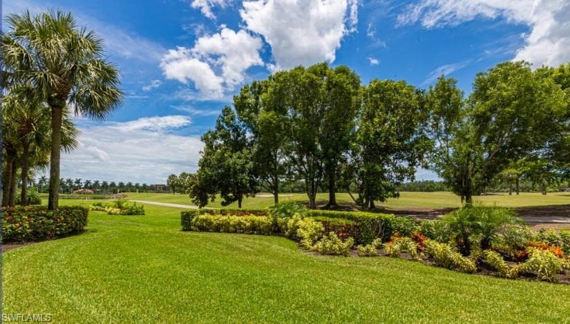 9113 Michael Cir 9, Naples, FL 34113-26