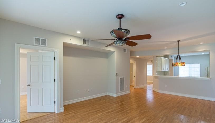 9113 Michael Cir 9, Naples, FL 34113-2