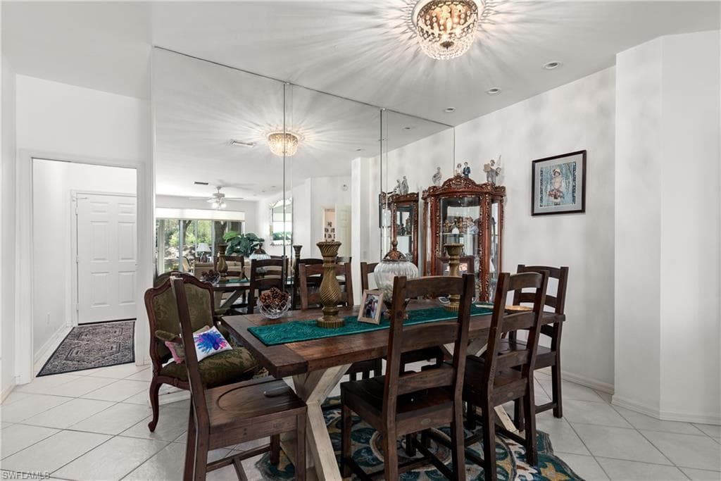 5908 Three Iron Dr 2202, Naples, FL 34110-9
