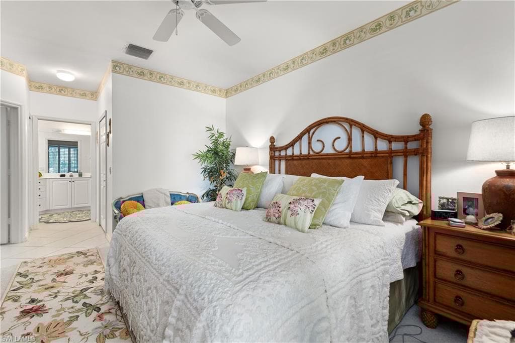 5908 Three Iron Dr 2202, Naples, FL 34110-18