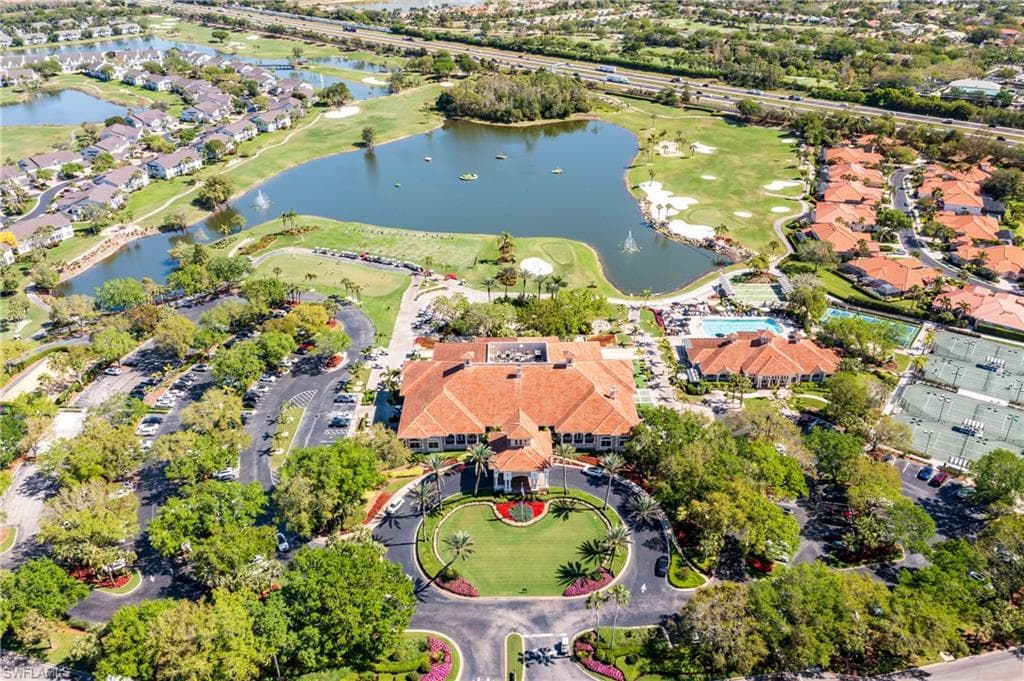 5908 Three Iron Dr 2202, Naples, FL 34110-27
