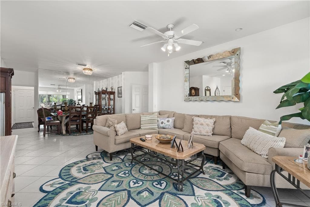 5908 Three Iron Dr 2202, Naples, FL 34110-8