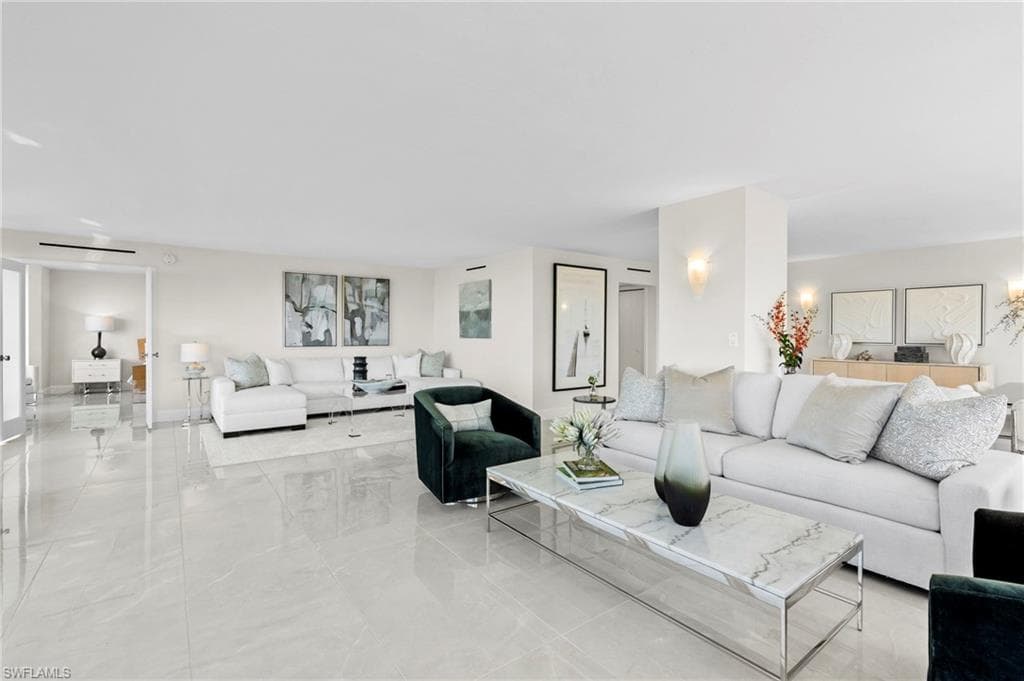 5555 Heron Point Dr 801, Naples, FL 34108-11