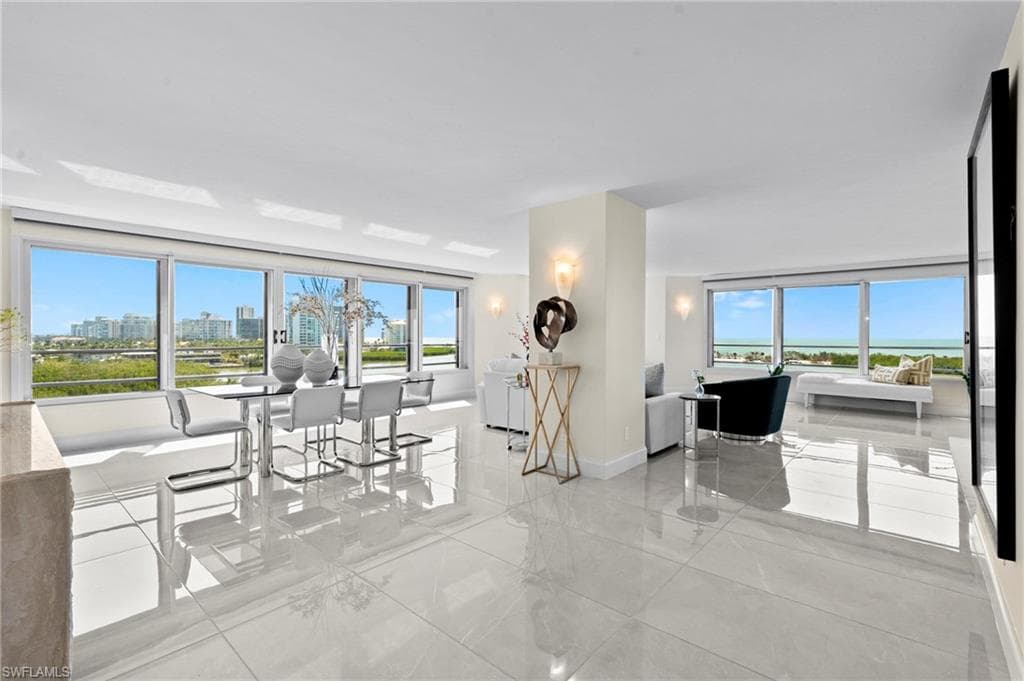 5555 Heron Point Dr 801, Naples, FL 34108-14