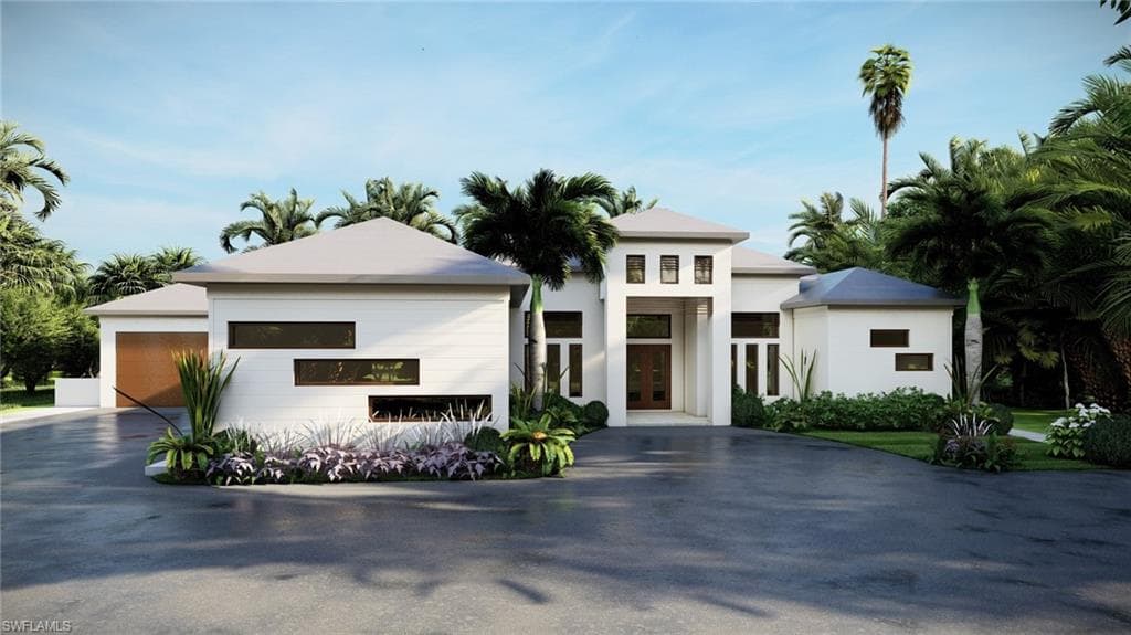 123 10th Ave NW, Naples, FL 34120-2