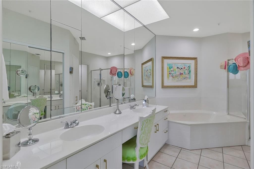 266 Barefoot Beach Blvd Ph-03, Bonita Springs, FL 34134-18