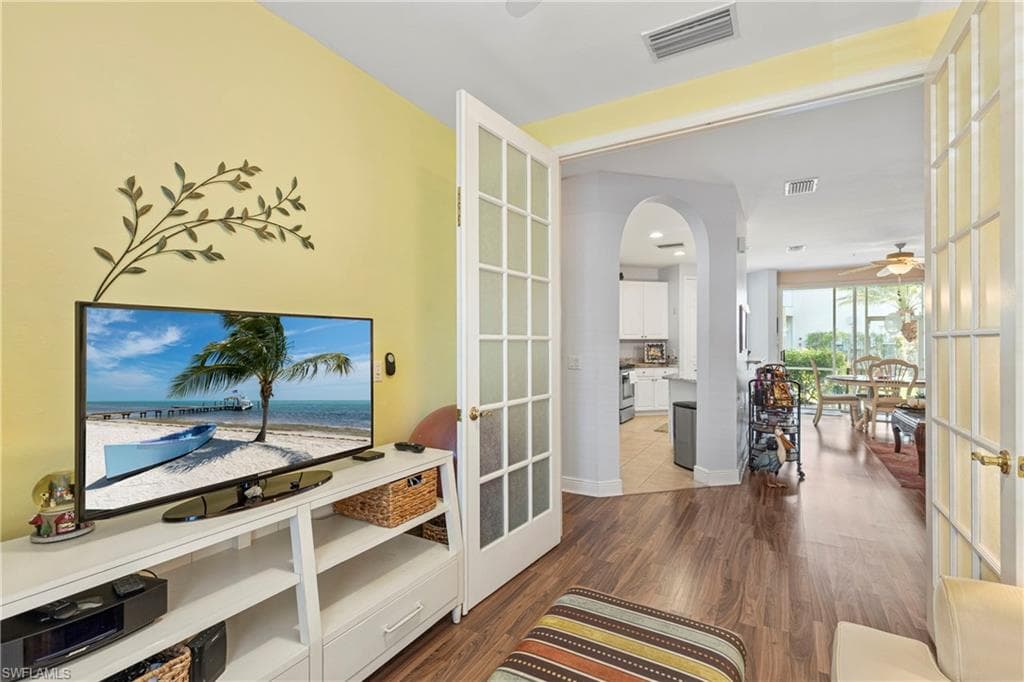 1330 Sweetwater Cv 102, Naples, FL 34110-16