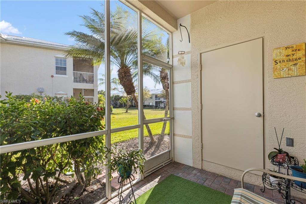 1330 Sweetwater Cv 102, Naples, FL 34110-27