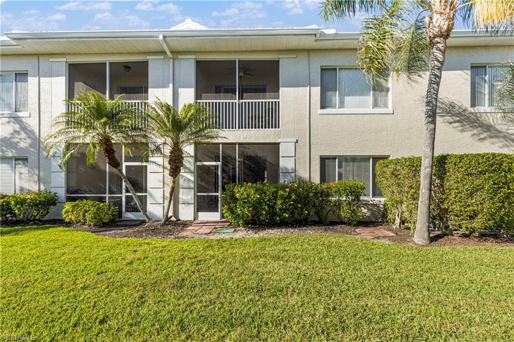 1330 Sweetwater Cv 102, Naples, FL 34110-29