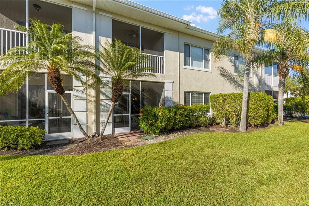 1330 Sweetwater Cv 102, Naples, FL 34110-30