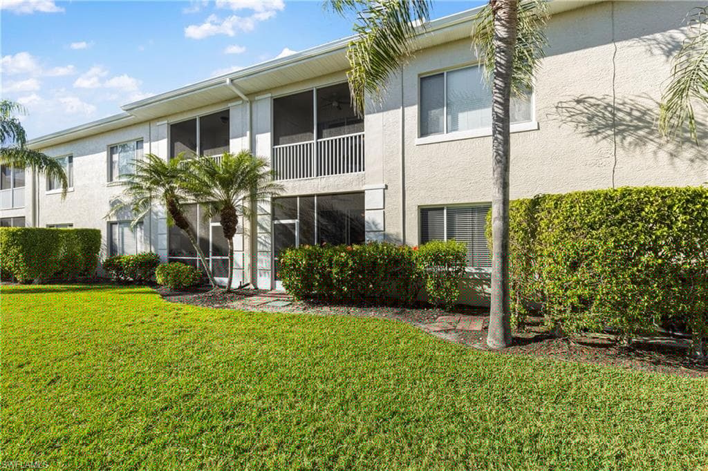 1330 Sweetwater Cv 102, Naples, FL 34110-31