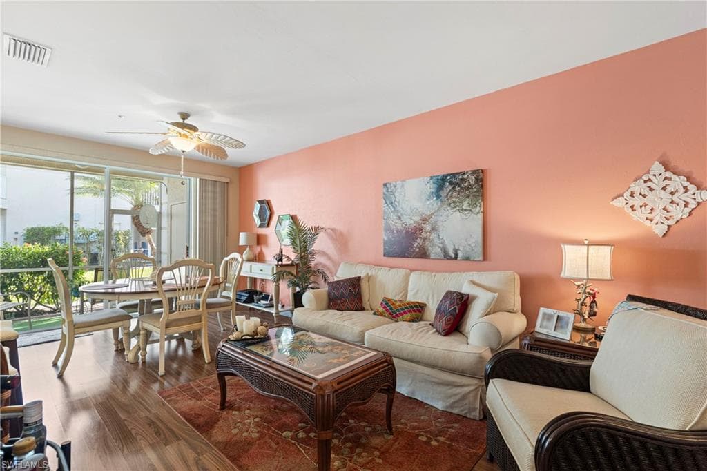 1330 Sweetwater Cv 102, Naples, FL 34110-4