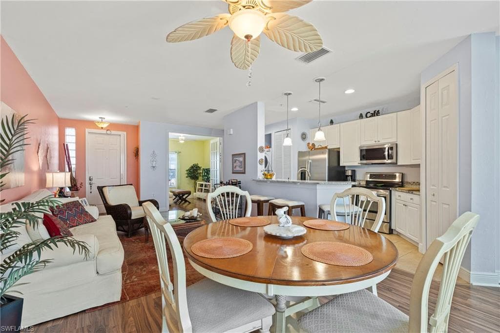 1330 Sweetwater Cv 102, Naples, FL 34110-5