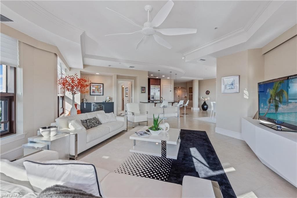 9115 Strada Pl 5416, Naples, FL 34108-3