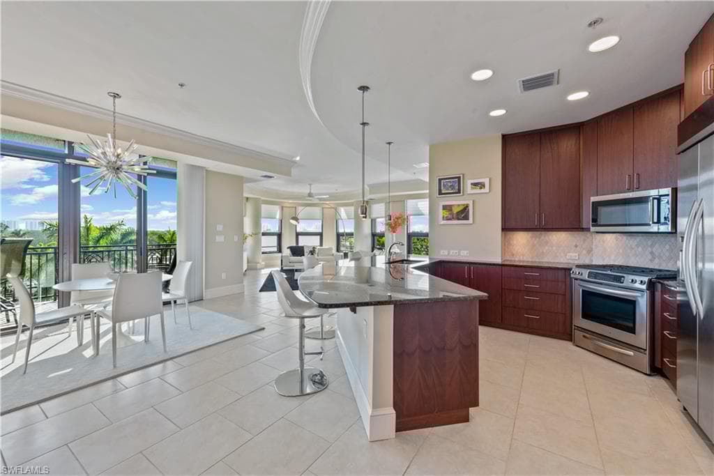 9115 Strada Pl 5416, Naples, FL 34108-4
