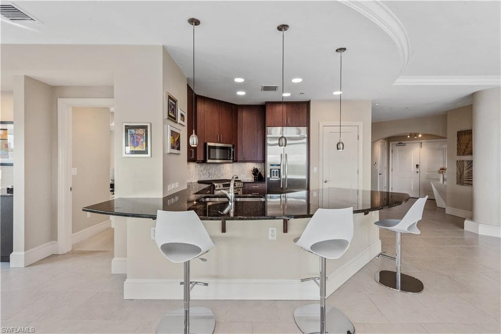 9115 Strada Pl 5416, Naples, FL 34108-5