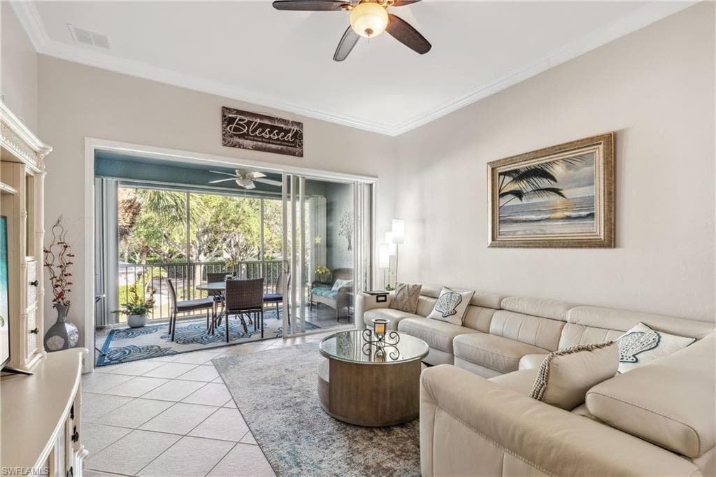 1118 Sweetwater Ln 1305, Naples, FL 34110-9