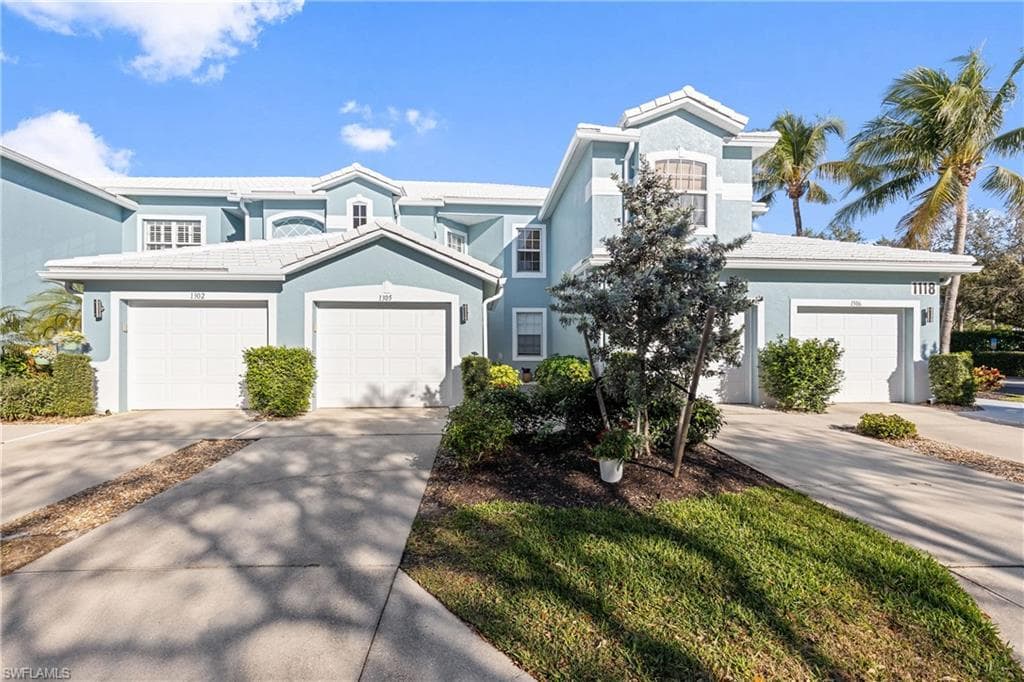 1118 Sweetwater Ln 1305, Naples, FL 34110-2