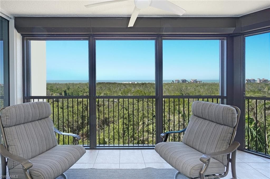 7225 Pelican Bay Blvd 502, Naples, FL 34108-1
