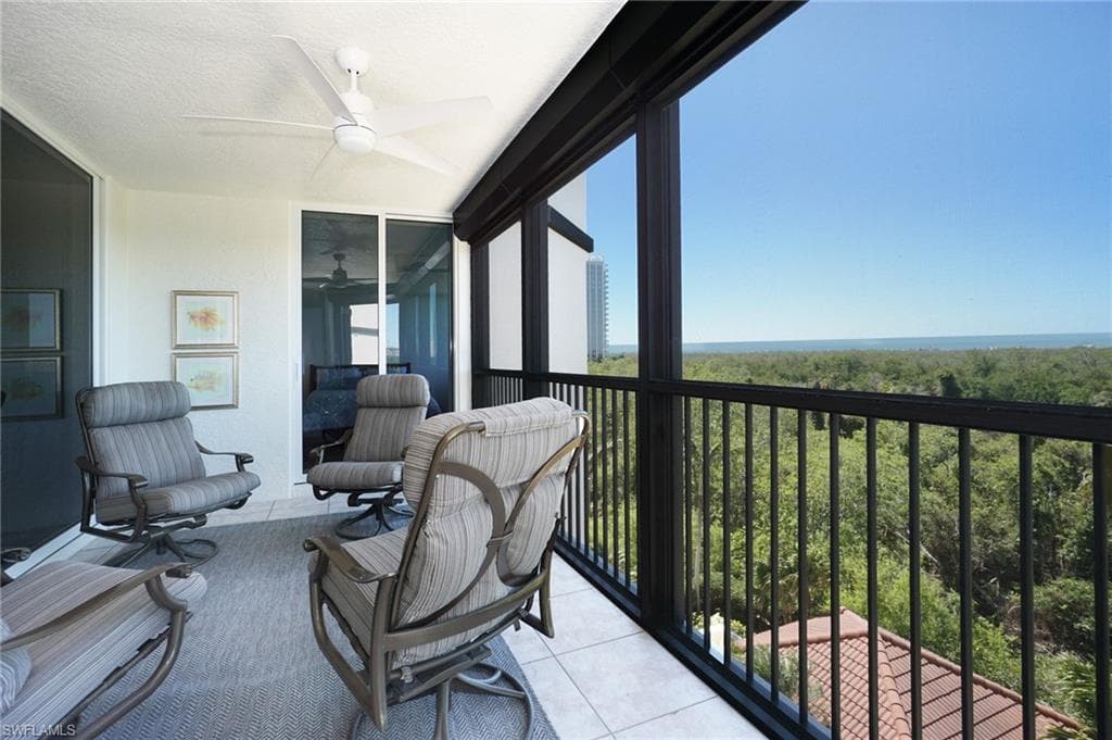 7225 Pelican Bay Blvd 502, Naples, FL 34108-7