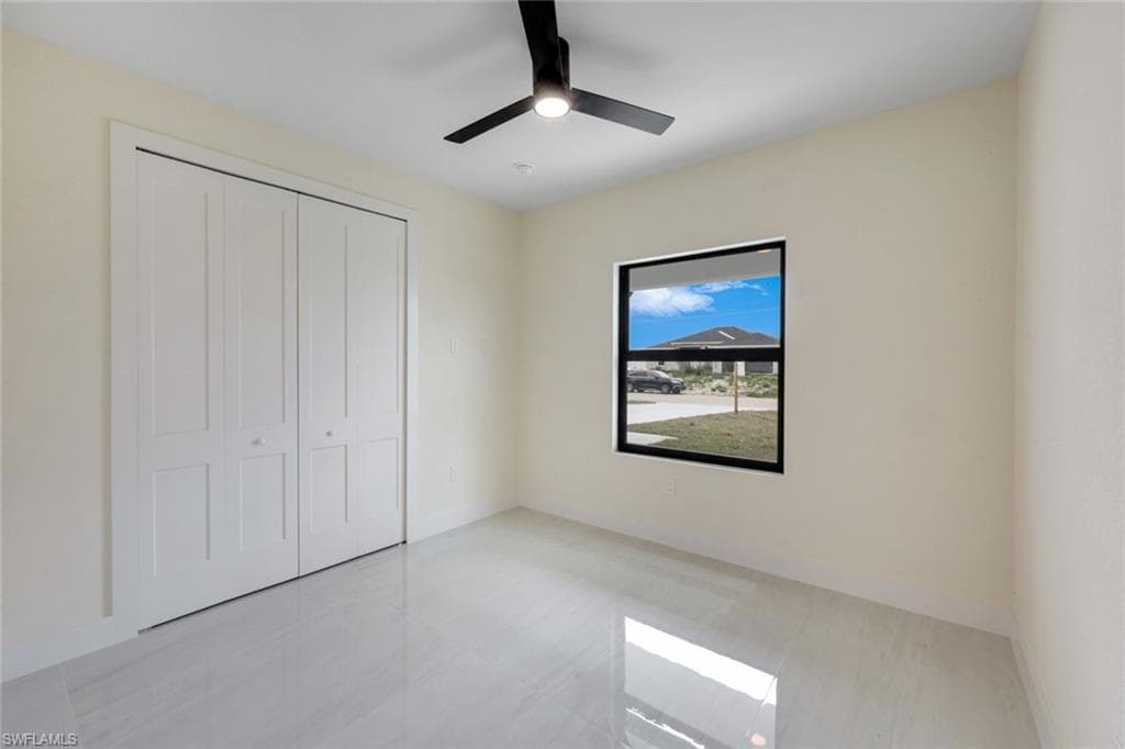 2212 5th Pl, Cape Coral, FL 33909-21