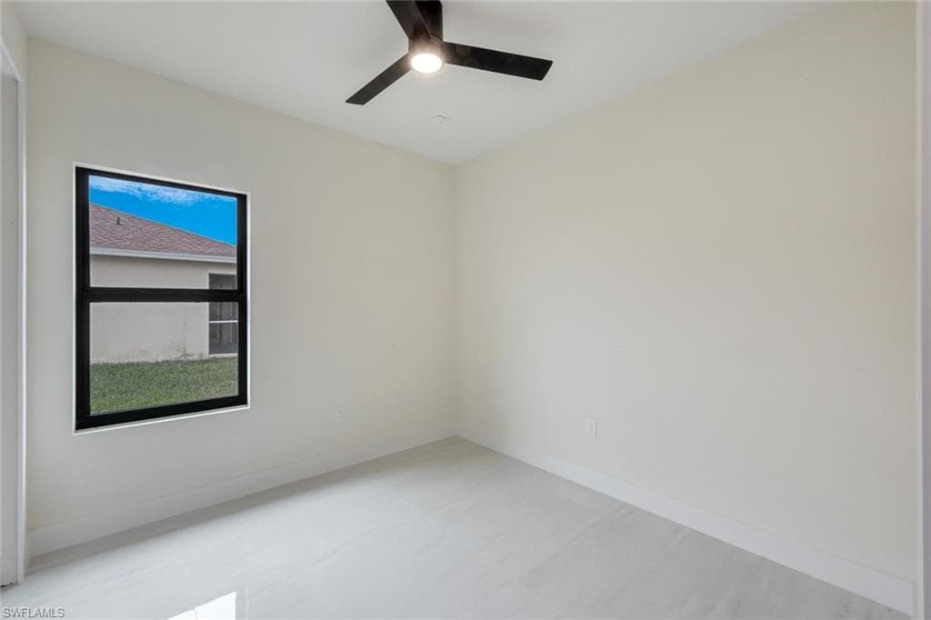 2212 5th Pl, Cape Coral, FL 33909-24