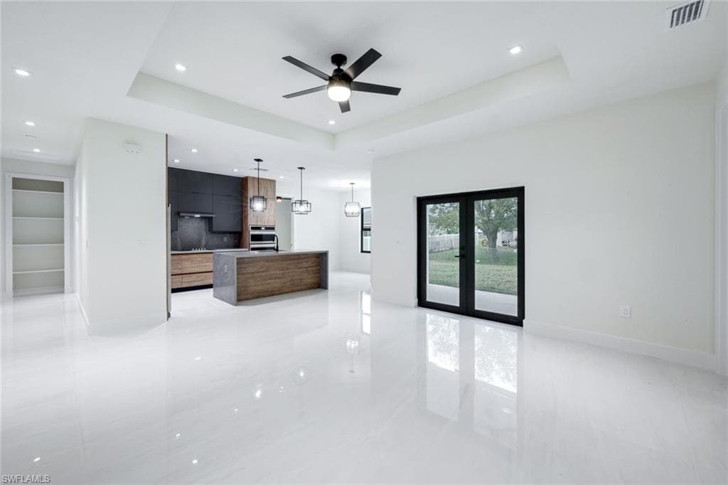 2212 5th Pl, Cape Coral, FL 33909-7