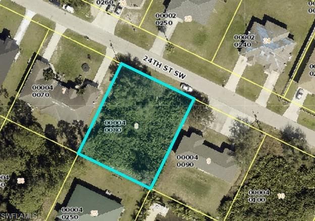 4633/4635 24th St SW, Lehigh Acres, FL 33973-3
