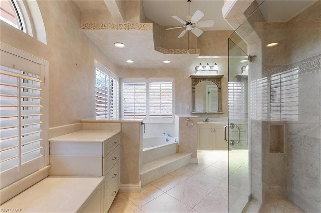890 San Marco Rd, Marco Island, FL 34145-21