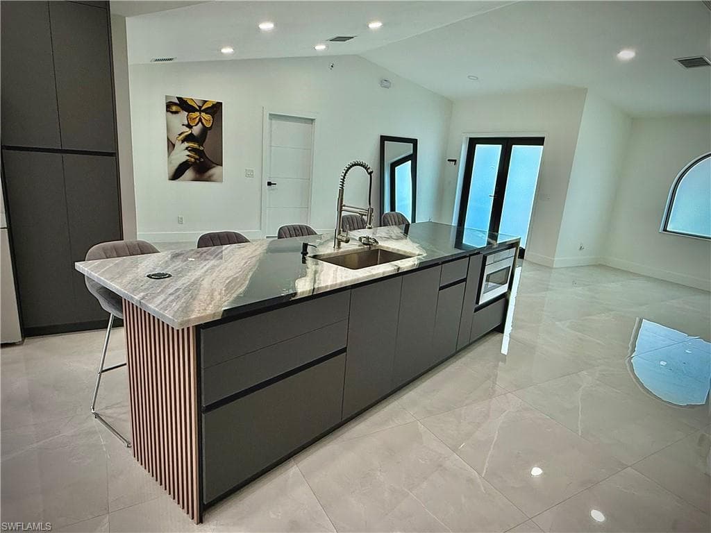 861 8th St SE, Naples, FL 34117-11