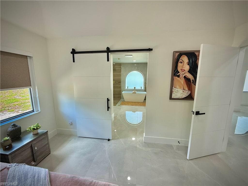 861 8th St SE, Naples, FL 34117-26