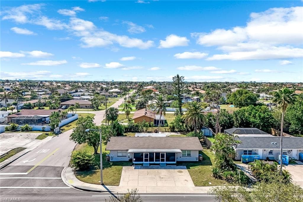 202 Cape Coral Pkwy W, Cape Coral, FL 33914-30