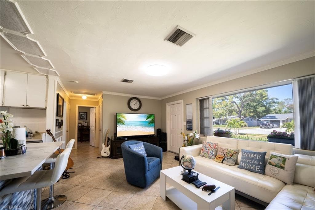 1862 Moreno Ave, Fort Myers, FL 33901-8