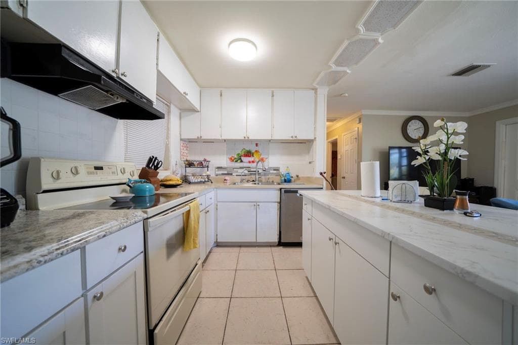 1862 Moreno Ave, Fort Myers, FL 33901-13