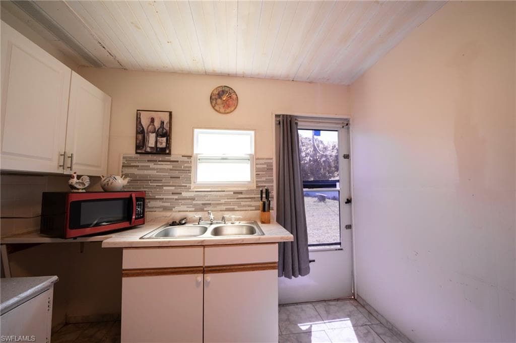 1862 Moreno Ave, Fort Myers, FL 33901-22