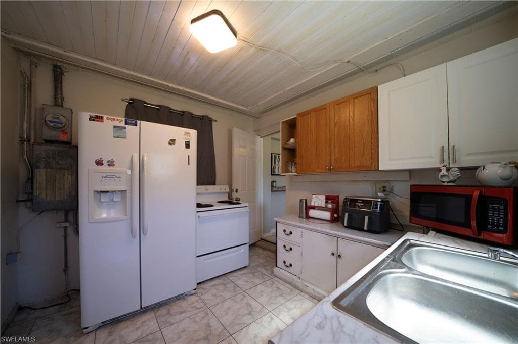 1862 Moreno Ave, Fort Myers, FL 33901-23