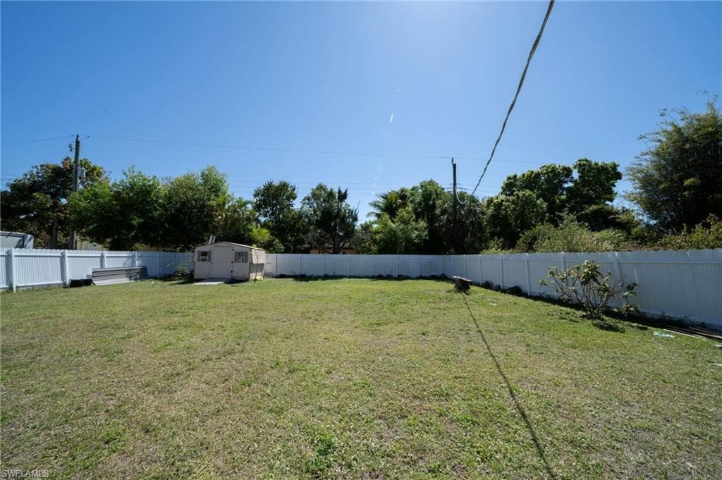 1862 Moreno Ave, Fort Myers, FL 33901-26