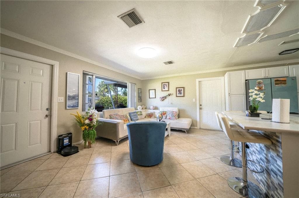 1862 Moreno Ave, Fort Myers, FL 33901-5