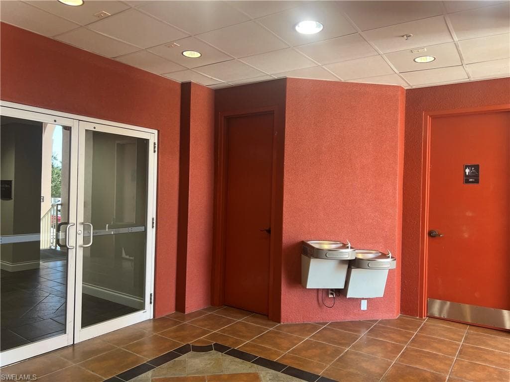 9010 Strada Stell Ct 208, Naples, FL 34109-18
