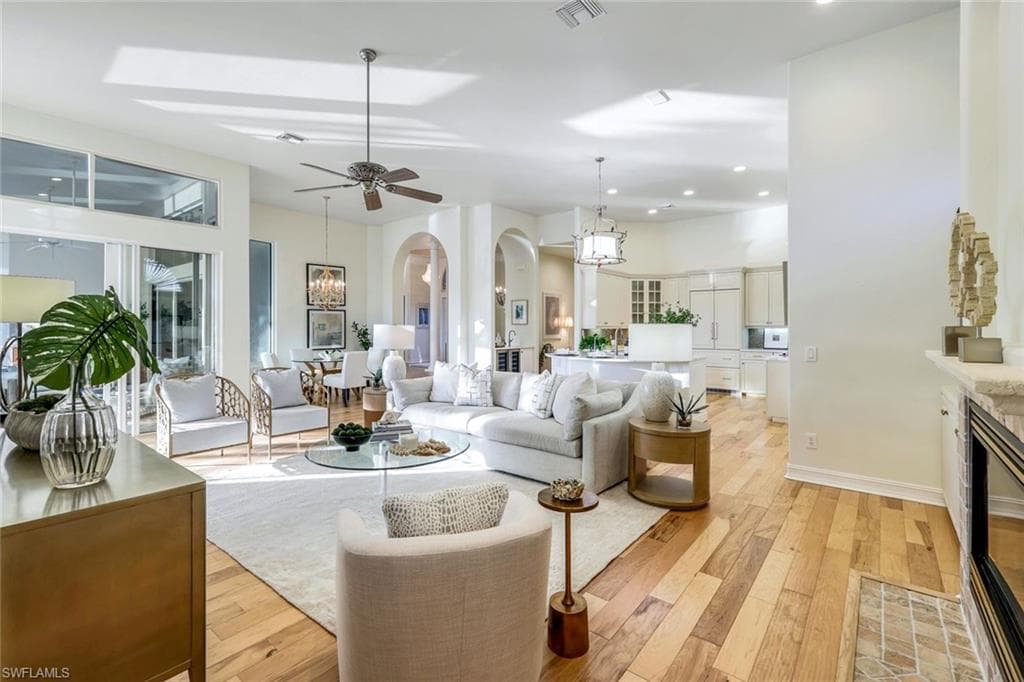 4574 Lighthouse Ln, Naples, FL 34112-7