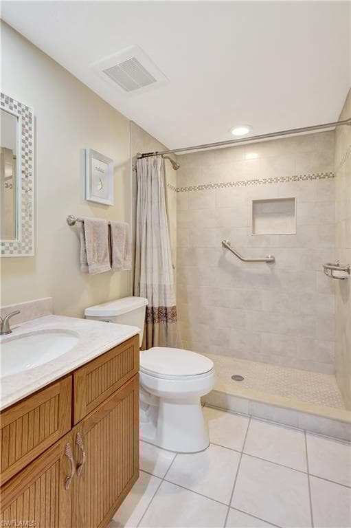 616 Wiggins Bay Dr 616, Naples, FL 34110-31