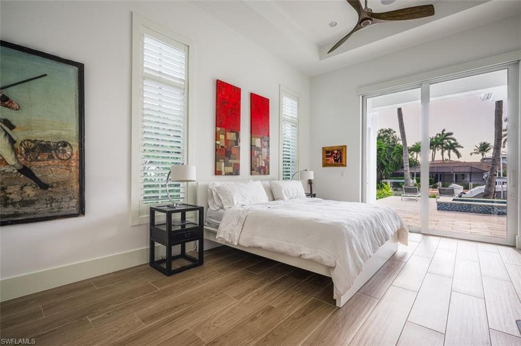 1880 Sandpiper St, Naples, FL 34102-18