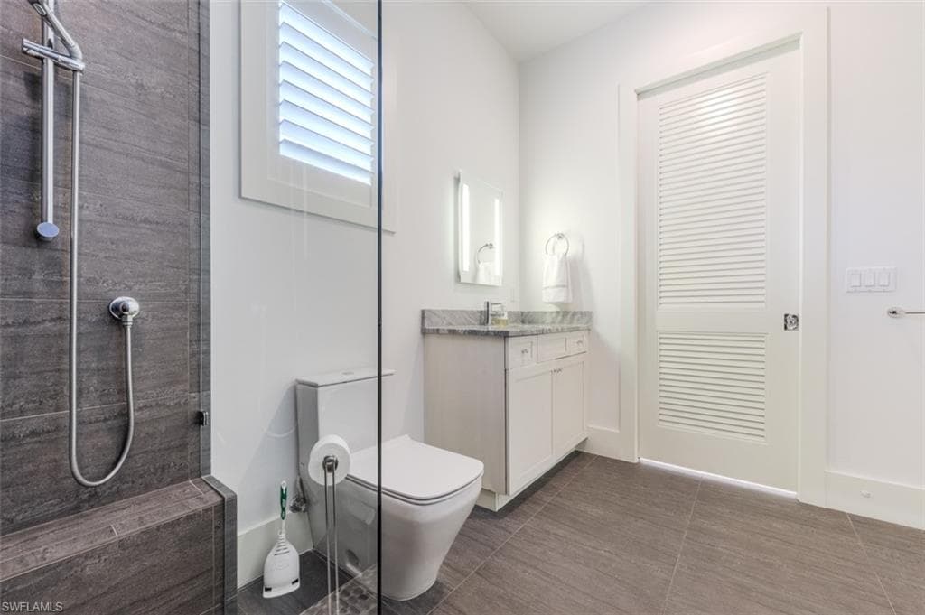 1880 Sandpiper St, Naples, FL 34102-27