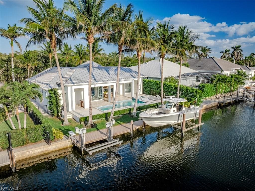 1880 Sandpiper St, Naples, FL 34102-42
