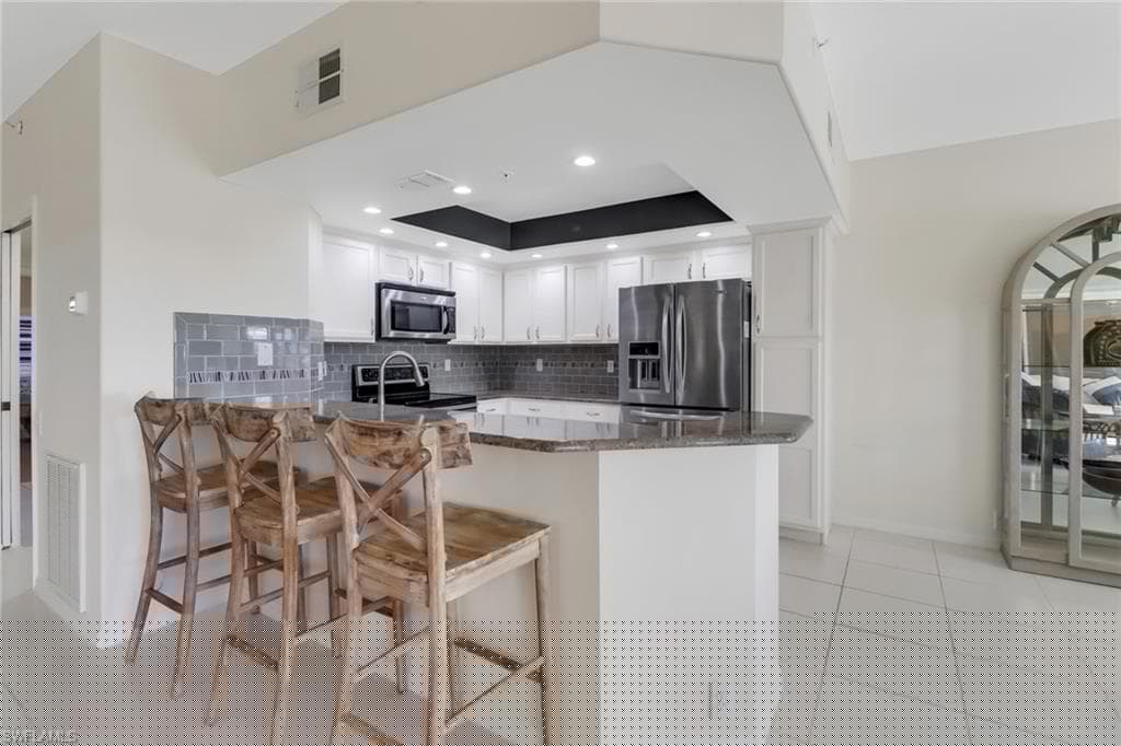 28044 Cavendish Ct 5802, Bonita Springs, FL 34135-11