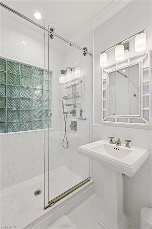 356 11th Ave S, Naples, FL 34102-21